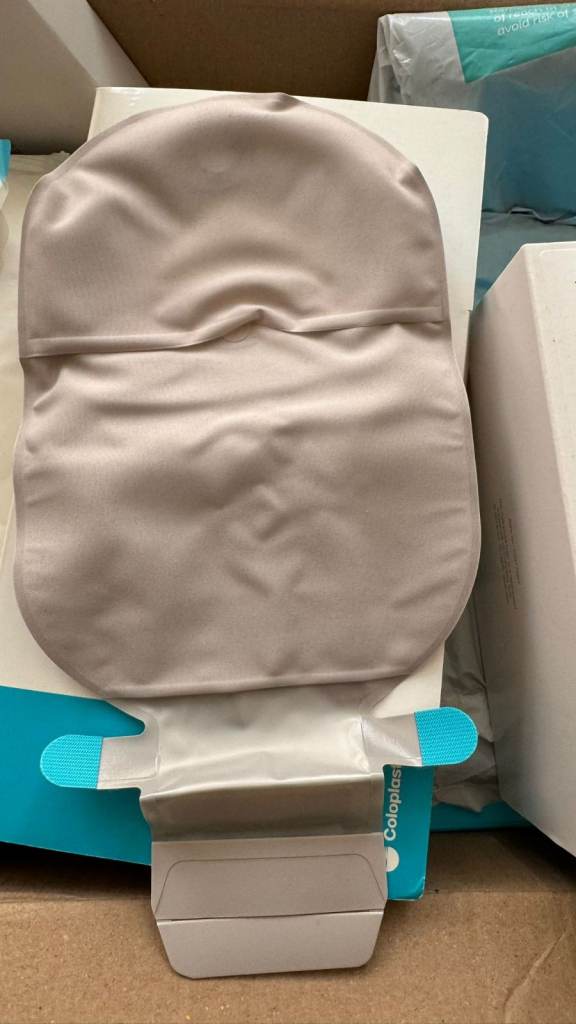 stoma bags and accessories