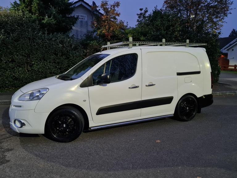  Factory Crew Van Long Wheel Base Twin Side Loading Doors 2013 Peugeot Partner Professional 