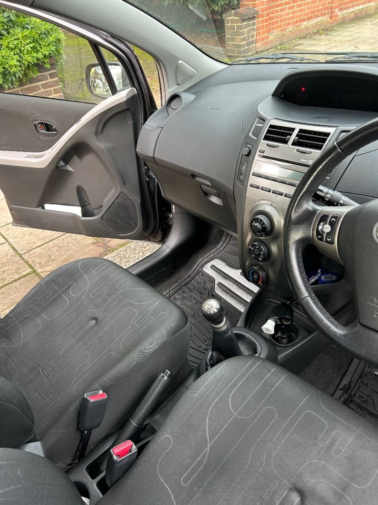 Toyota, YARIS, Hatchback, 2009, Manual, 998 (cc), 5 doors