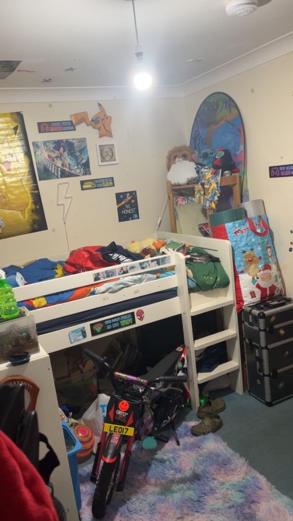 Mid sleeper cabin bed 
