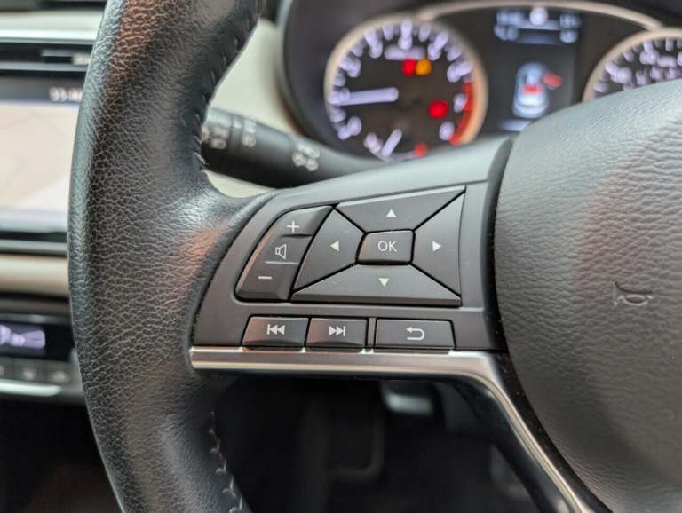 2017 Nissan Micra 0.9 IG-T N-Connecta Hatchback 5dr Petrol Manual Euro 6 (s/s) (90 ps) BLUETO HAT...