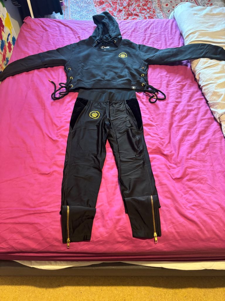 image for New London Queens size small tracksuit , £10,  Acton, W3 8FG