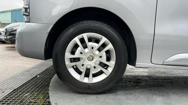 2021 Vauxhall Vivaro 2700 1.5d 120PS Sportive H1 Van PANEL VAN DIESEL Manual