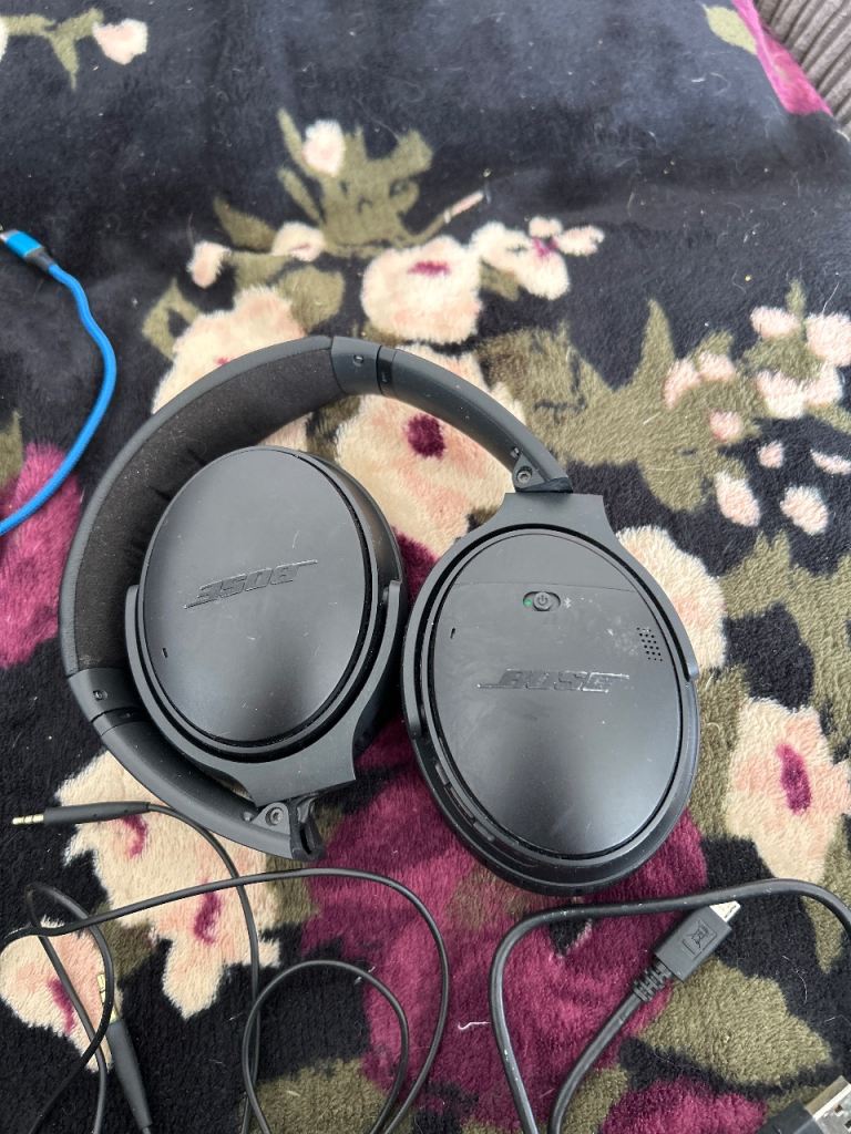 Bose headphones 