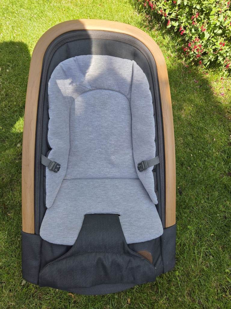 Maxi-Cosi Kori 2-in-1 Baby Rocker/Bouncer – Excellent Condition