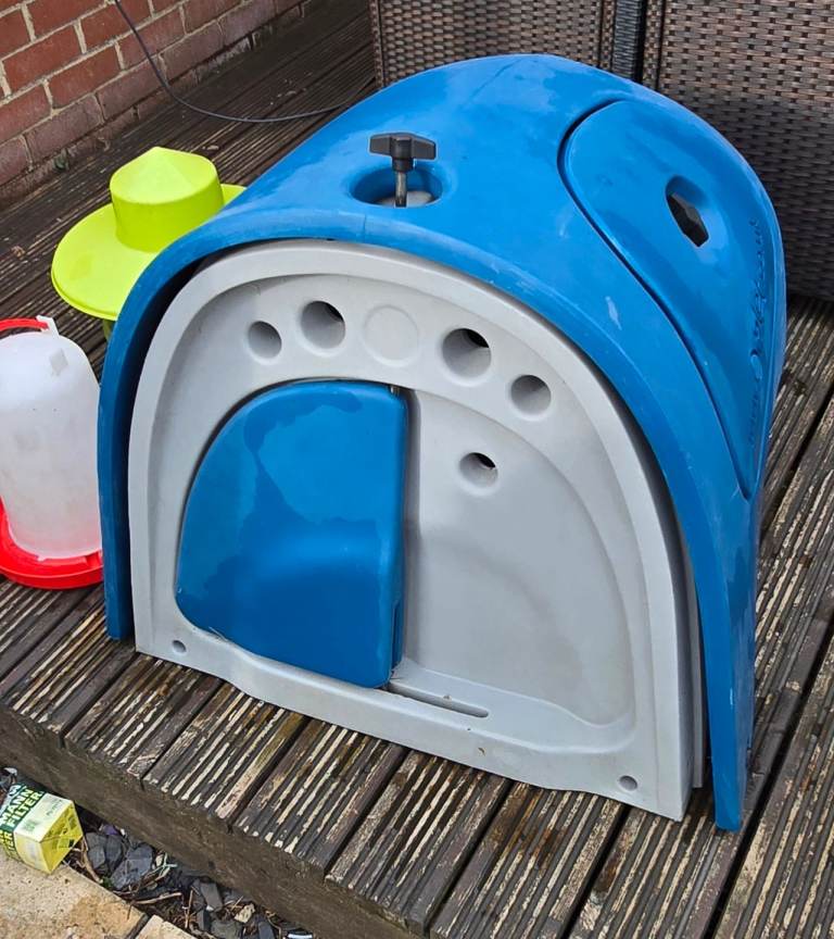 Omlet Eglu Classic Chicken Coop
