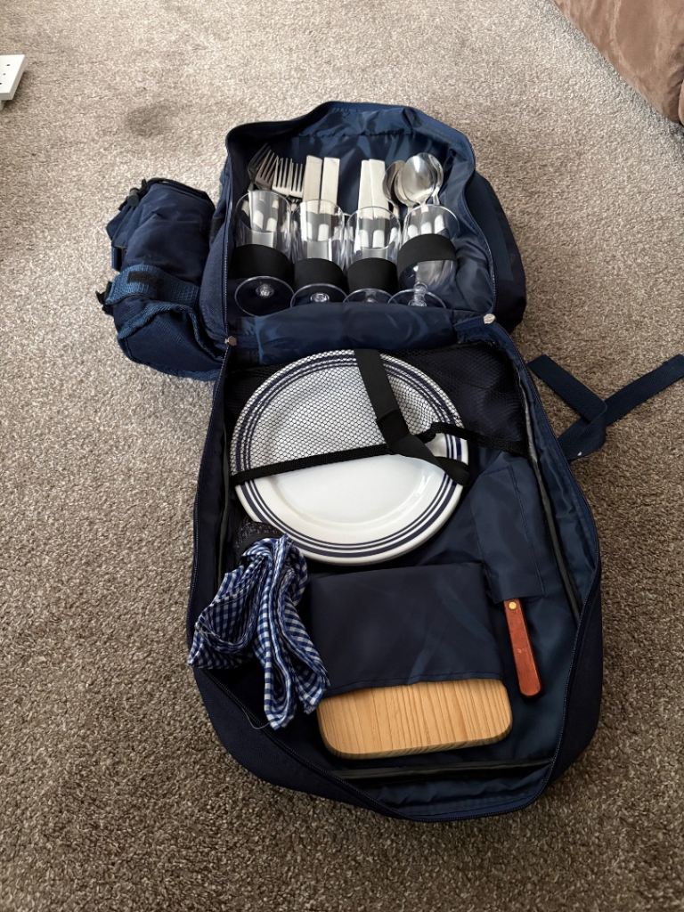 Picnic backpack set