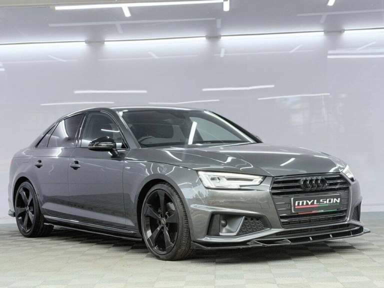 2019 19 AUDI A4 2.0 TFSI 35 BLACK EDITION SALOON 4DR PETROL S TRONIC EURO 6 (S/S