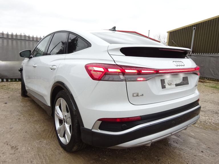 2023 23 REG AUDI Q4 E-TRON S LINE 35 ELECTRIC AUTO DAMAGED REPAIRABLE SALVAGE