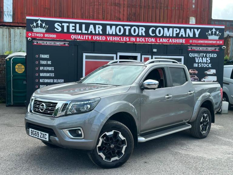 Nissan Navara 2.3 dCi Tekna Auto 4WD Euro 6 4dr Diesel Automatic