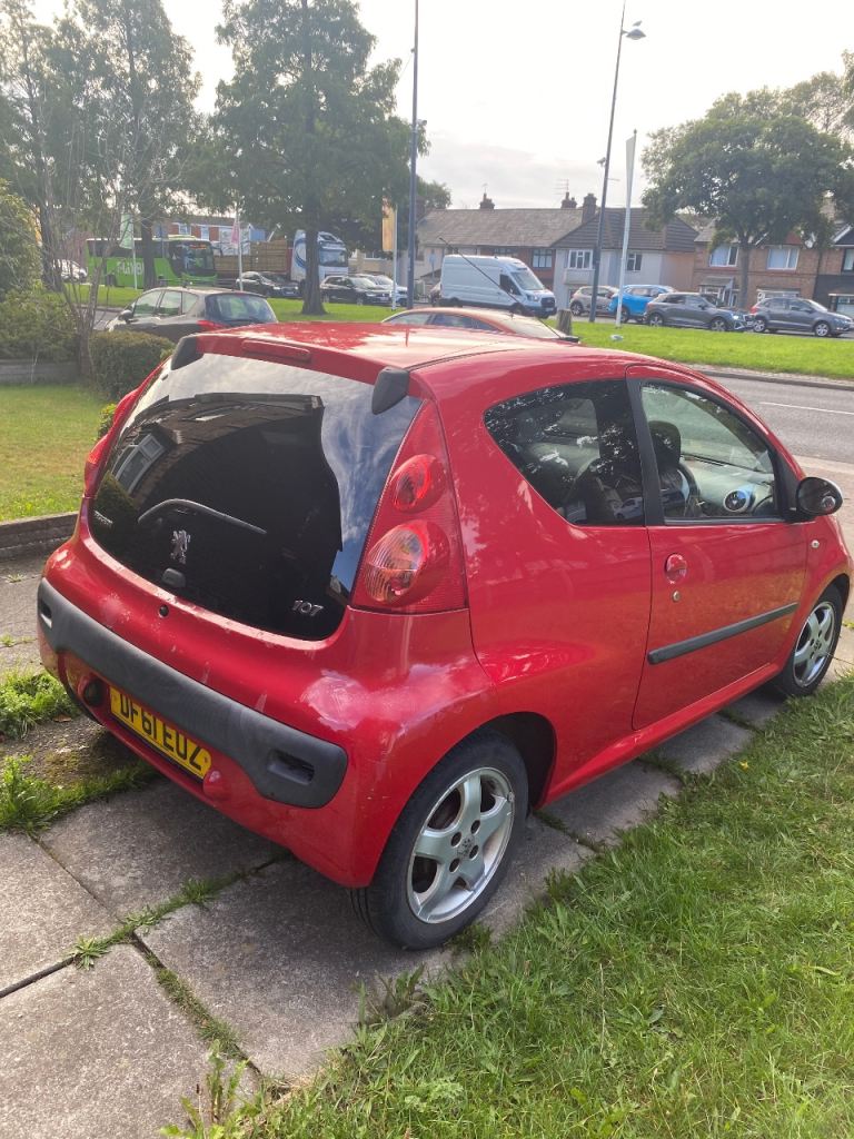 Peugeot, 107, Hatchback, 2012, Manual, 998 (cc), 3 doors