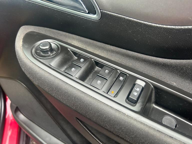 2016 Vauxhall Mokka 1.4T Exclusiv 5dr HATCHBACK Petrol Manual