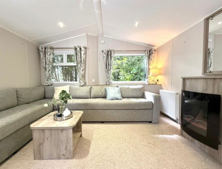 Beautiful caravan on dog friendly owners only holiday park 