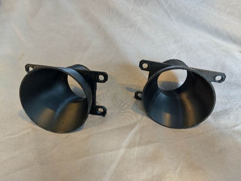 Toyota GT86 first generation fog lamp air duct for brake cooling