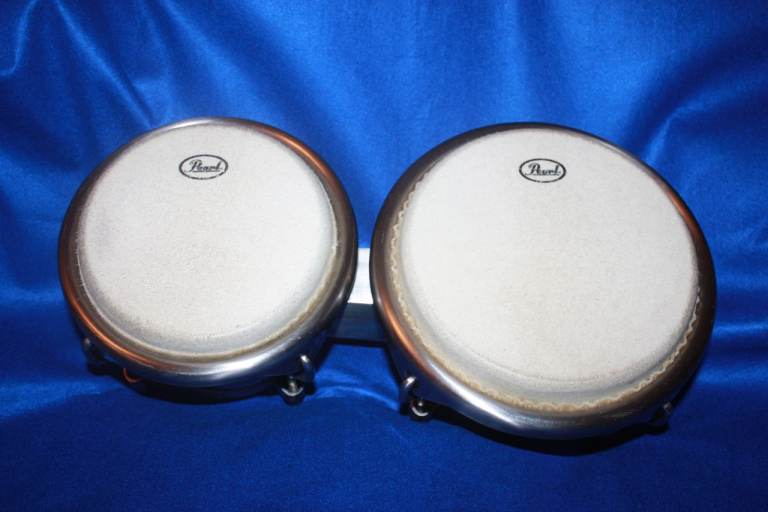 Pearl Primero Pro Fibreglass Bongos 7in + 8.1/2in Wine Red Marble Finish ~ £80 ono