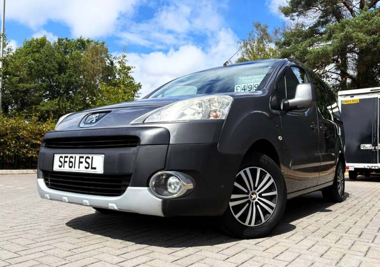 2011 Peugeot Partner Tepee HORIZON 1.6 HDi 92 S 5DR ONLY COVERED 47000 MILES WITH FULL RAMP ACCES...