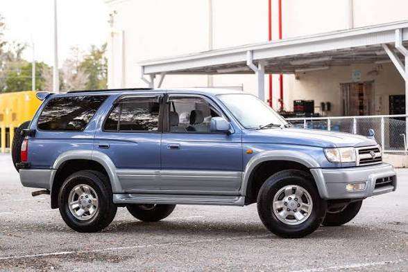 TOYOTA HILUX SURF PARTS AVAILABLE 4X4 OFFROADING VEHICLE, we are breaking ALL parts.