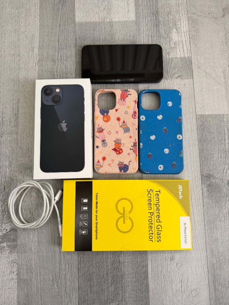 iPhone 13 mini