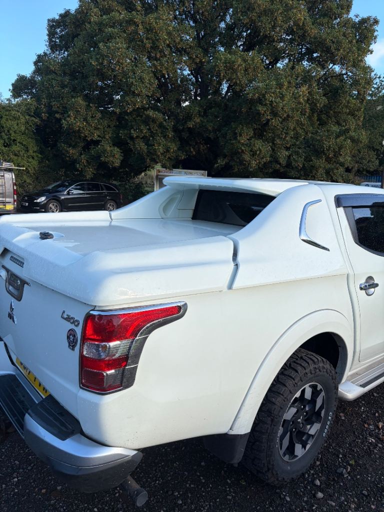 L200 hard canopy 