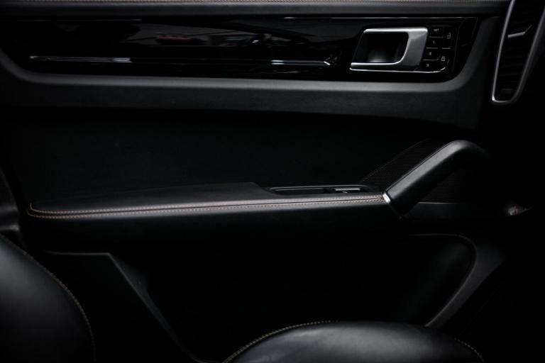 2020 Porsche Cayenne 4.0 V8 E-Hybrid 14.1kWh Turbo S TiptronicS 4WD Euro 6 (s/s) 5dr ESTATE Petro...