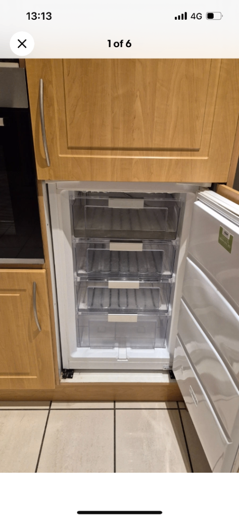 Whirlpool 50/50 Integrated Fridge Freezer Working Condition Used