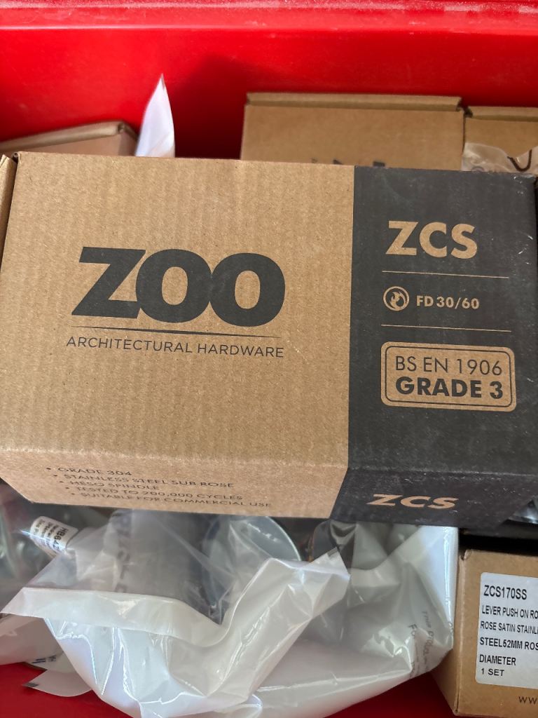 ZOO Architectural Hardware FD30/60 Lever Push Door Hardware – New
