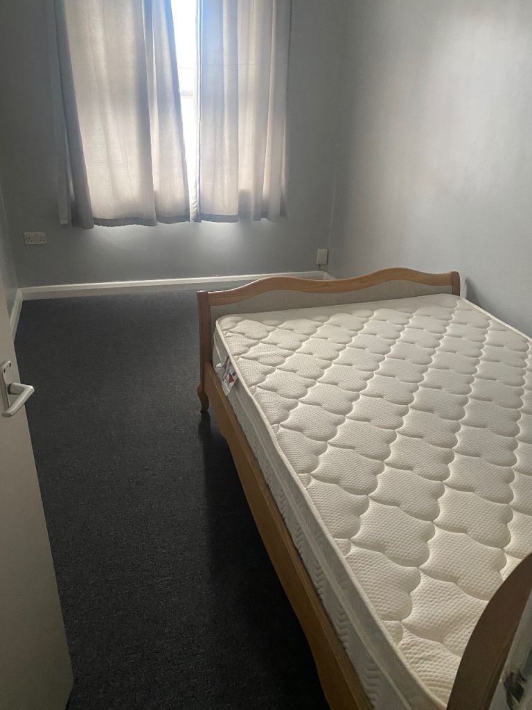 2 bedroom available to rent