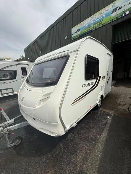 2010 SPRITE FINESSE - 2 BERTH CARAVAN 