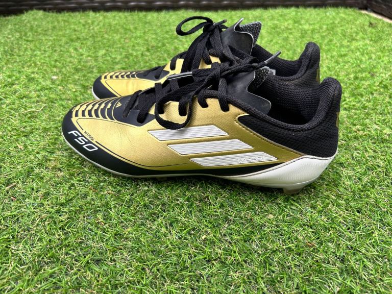 Adidas Messi F50 Football league boots - Size 5.5UK