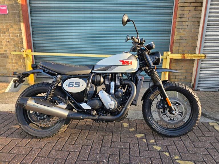 2025 BSA SCRAMBLER 652 Roadster/Retro Petrol Manual Euro 5 (45 ps) Roadster/Retro Petrol Manual