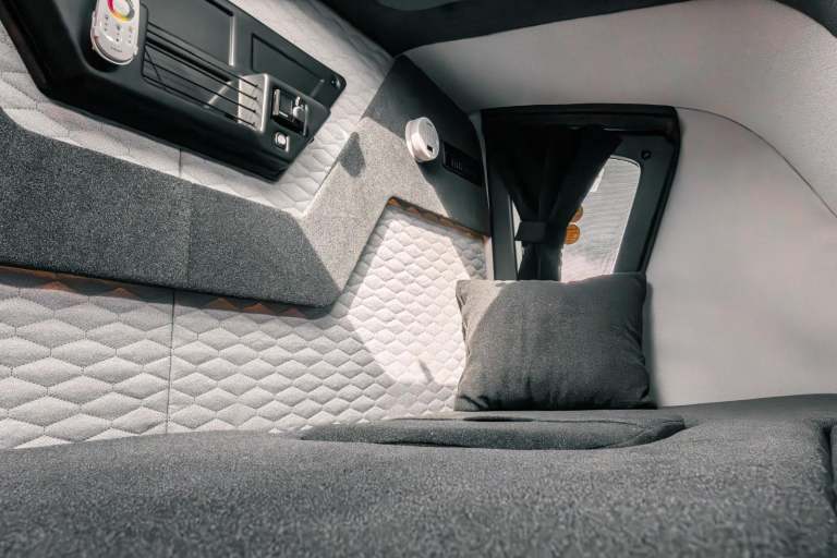 IVECO DAILY 2025 180BHP 7.2T HIMATIC TWIN DECK CAR TRANSPORTER RECOVERY TRUCK