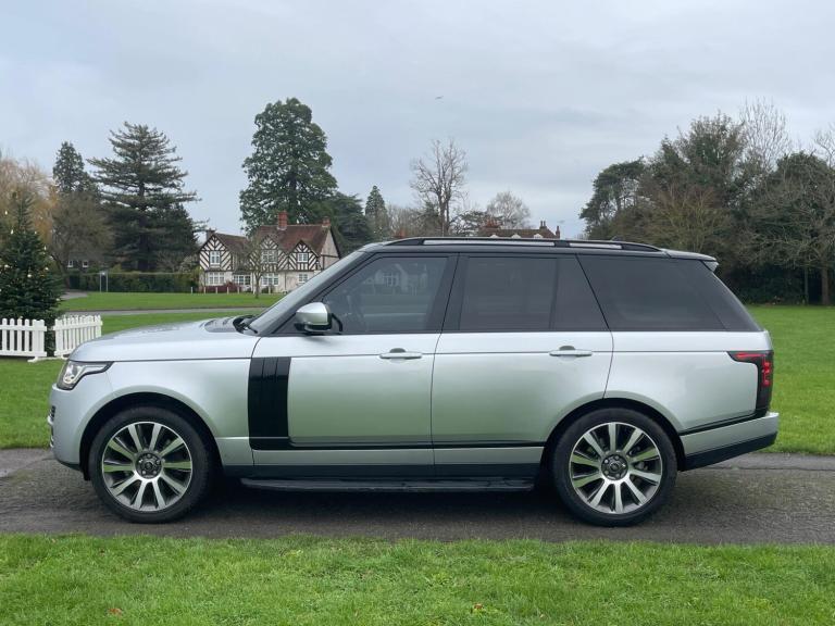 2015 Land Rover Range Rover 3.0 TDV6 Vogue 4dr Auto ESTATE DIESEL Automatic