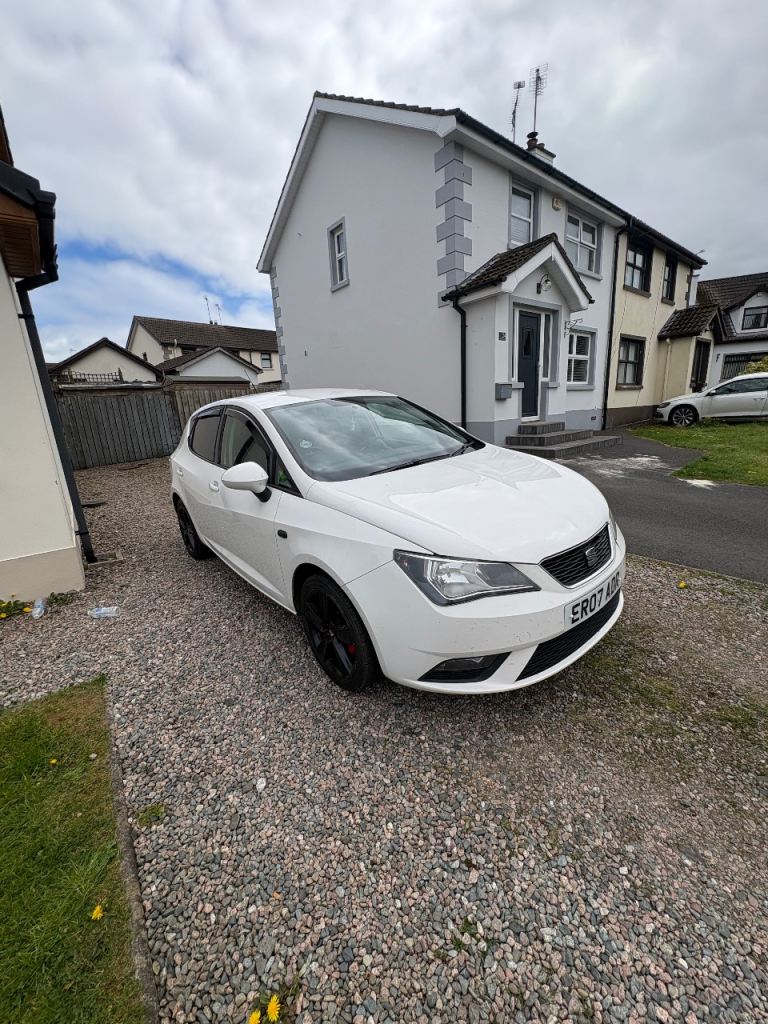Seat, IBIZA, Hatchback, 2013, Manual, 1390 (cc), 5 doors