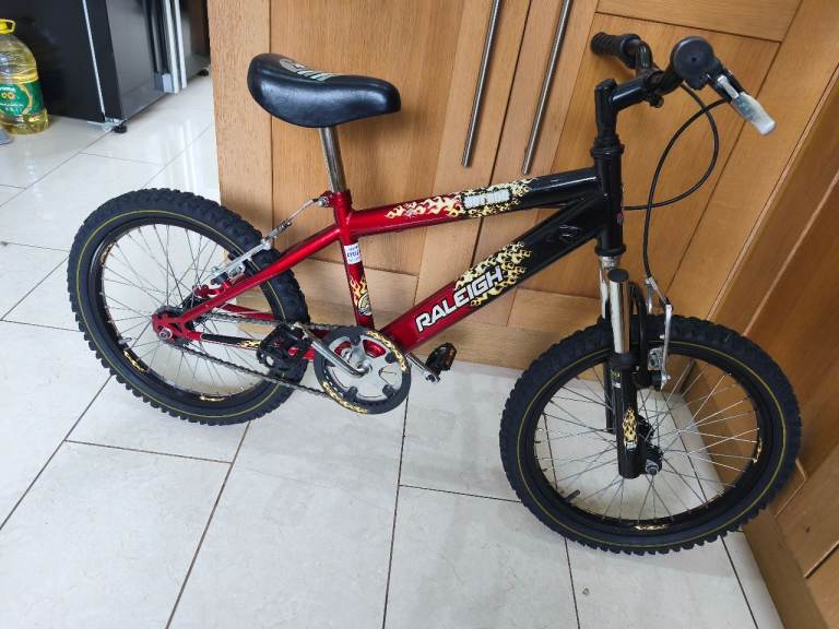 Child's bike age 5-8