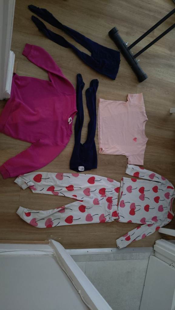 Girls clothes Aged 6-8