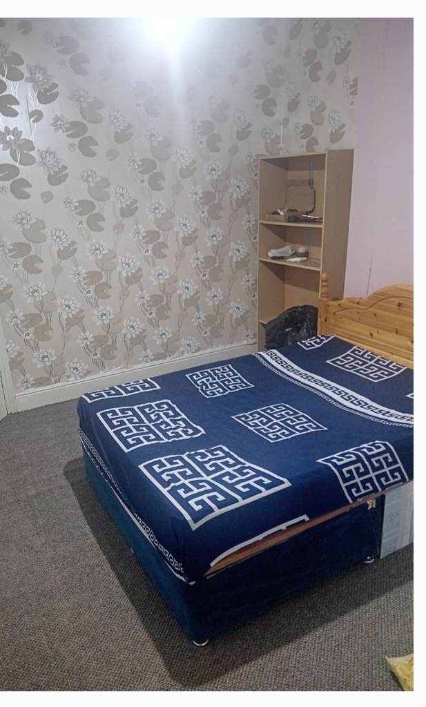 Private double room for rent