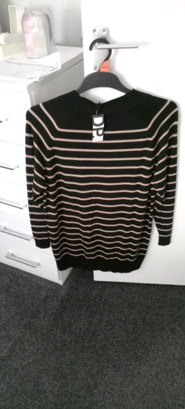 New 3/4 sleeve 12/14  medium 