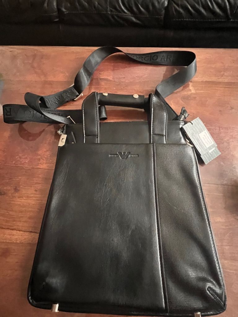 Tablet bag with adjustable strap
