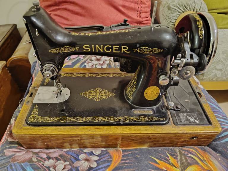 Sewing Machine Singer 99K