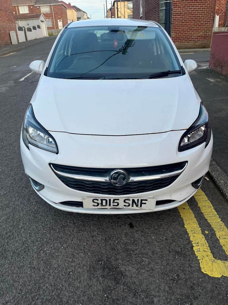 Vauxhall corsa Sri 1.4 petrol 2015 15 reg white 