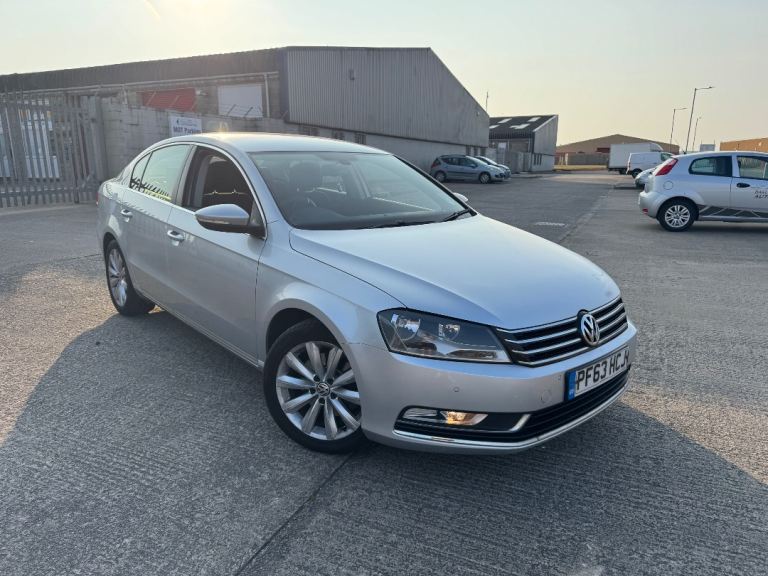 Volkswagen, PASSAT, Saloon, 2014, Manual, 1968 (cc), 4 doors