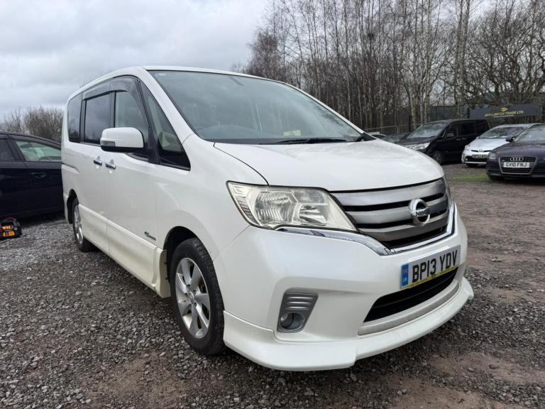 2013 Nissan Serena 1 990cc CC Hybrid