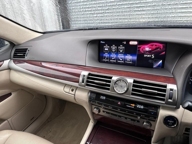 2016 65 REG LEXUS LS600H LWB PREMIER 5.0 V8 AWD PETROL/HYBRID DAMAGED SALVAGE