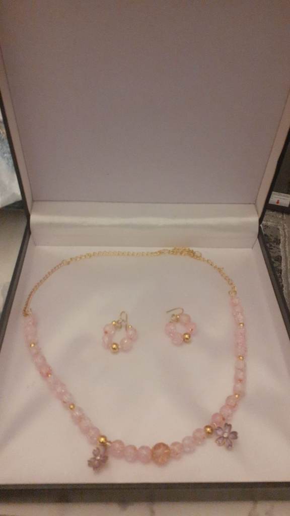 Neclesses and earrings sets NEW