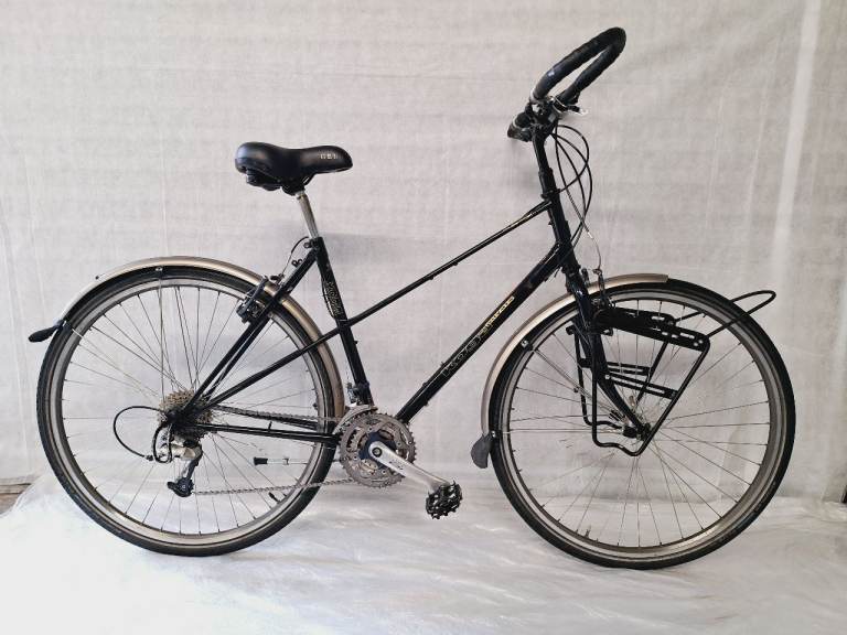 v  🚲🚲Wonderful Condition KOGA MIYATA DUTCH City  Bike 24 Speed  M  Frame  Mudguards