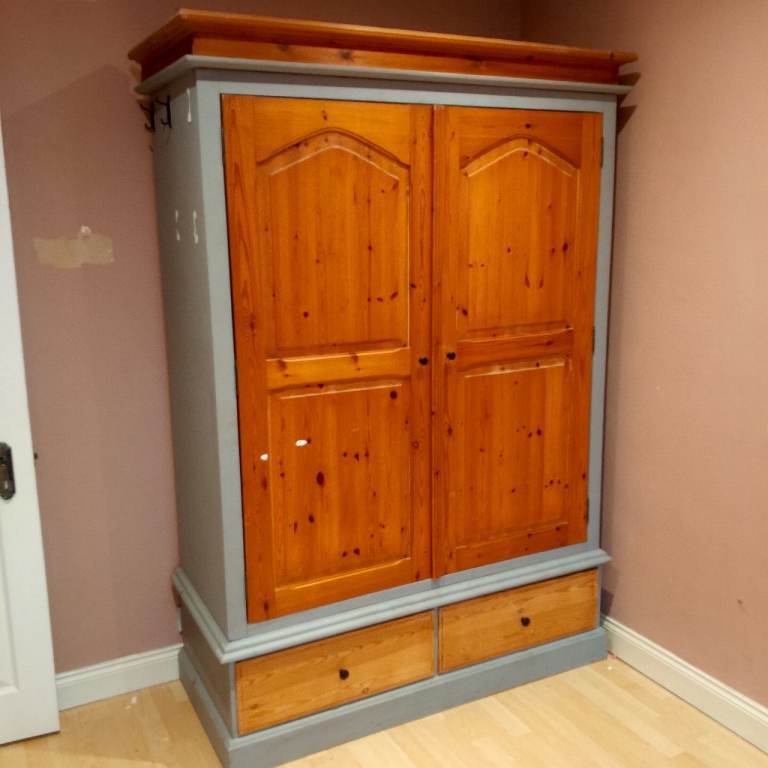 Pine Wardrobe 