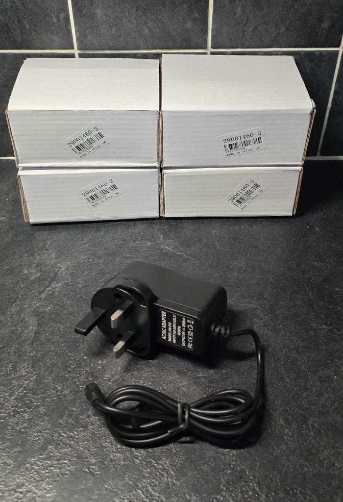 AC/DC adapter 