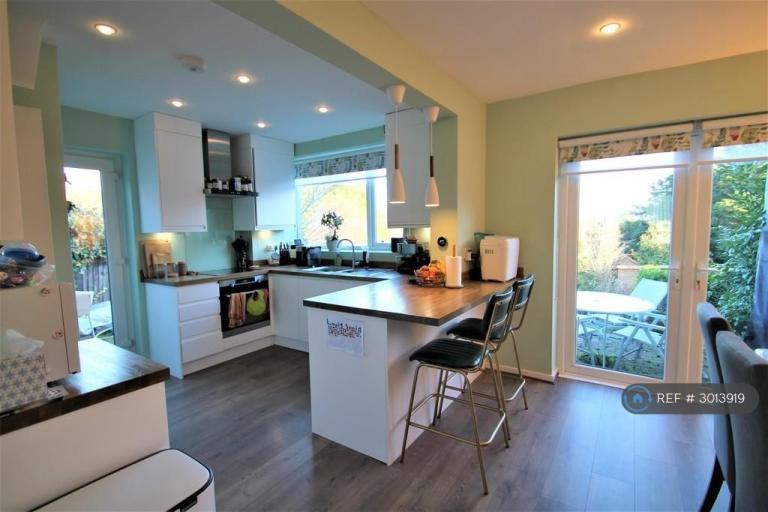 3 bedroom house in East View, Barnet, EN5 (3 bed) (#3013919)