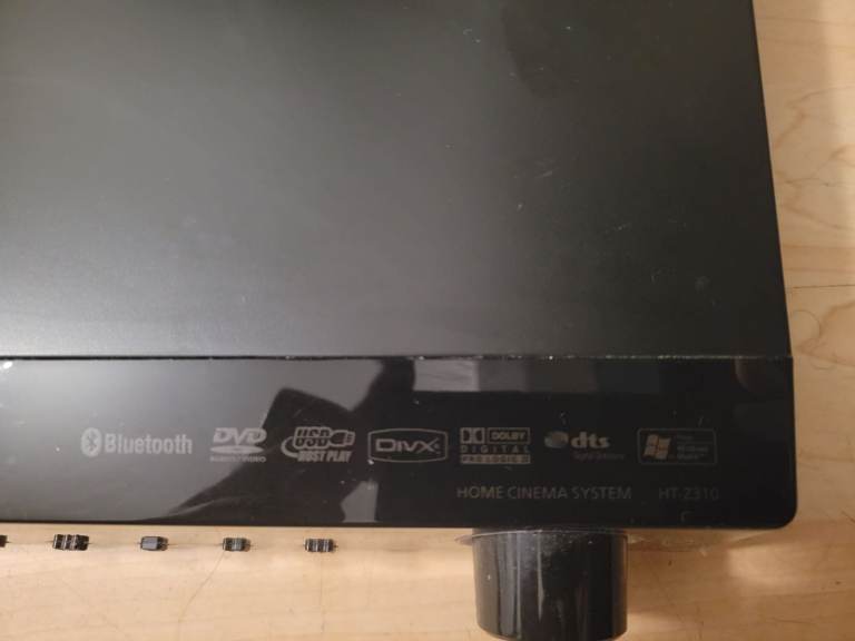 Samsung HT-Z310 Home Cinema System 5.1 Surround sound with Blutooth