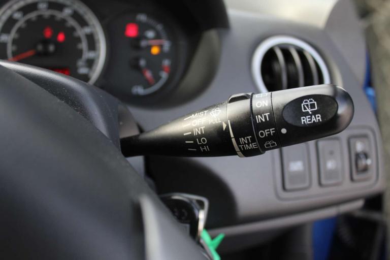 2010 Suzuki Swift 1.3 SZ3 3dr HATCHBACK PETROL Manual